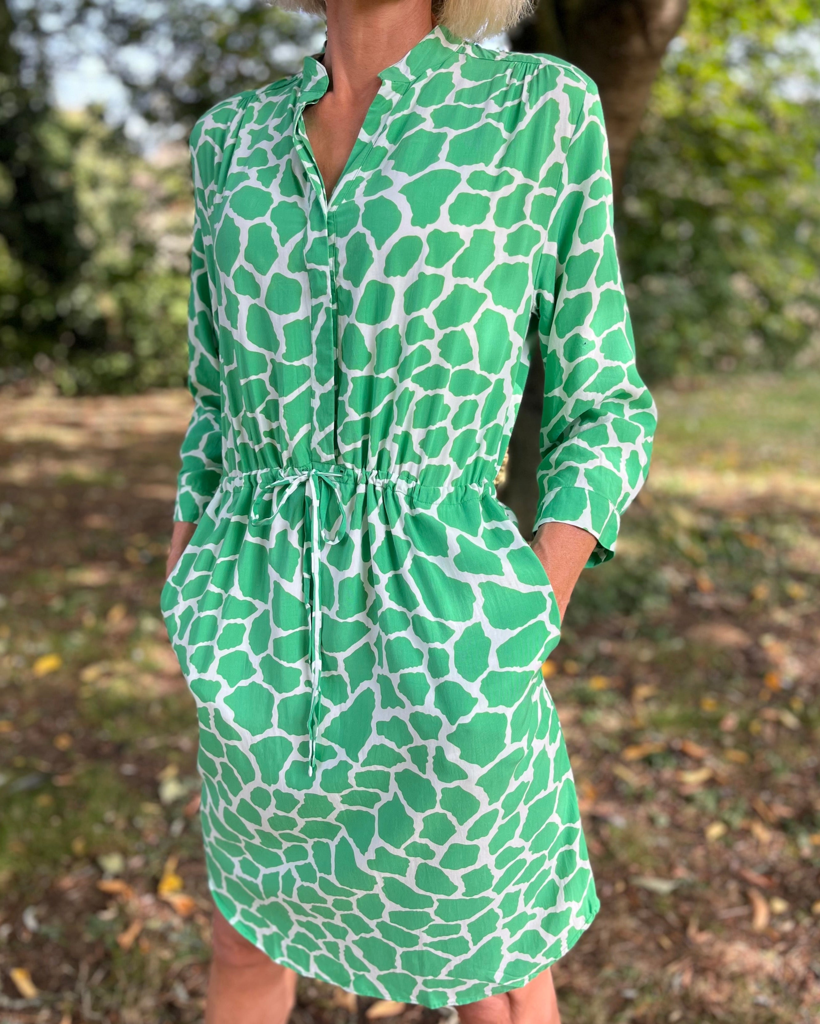 Eva Short Dress - Green Giraffe