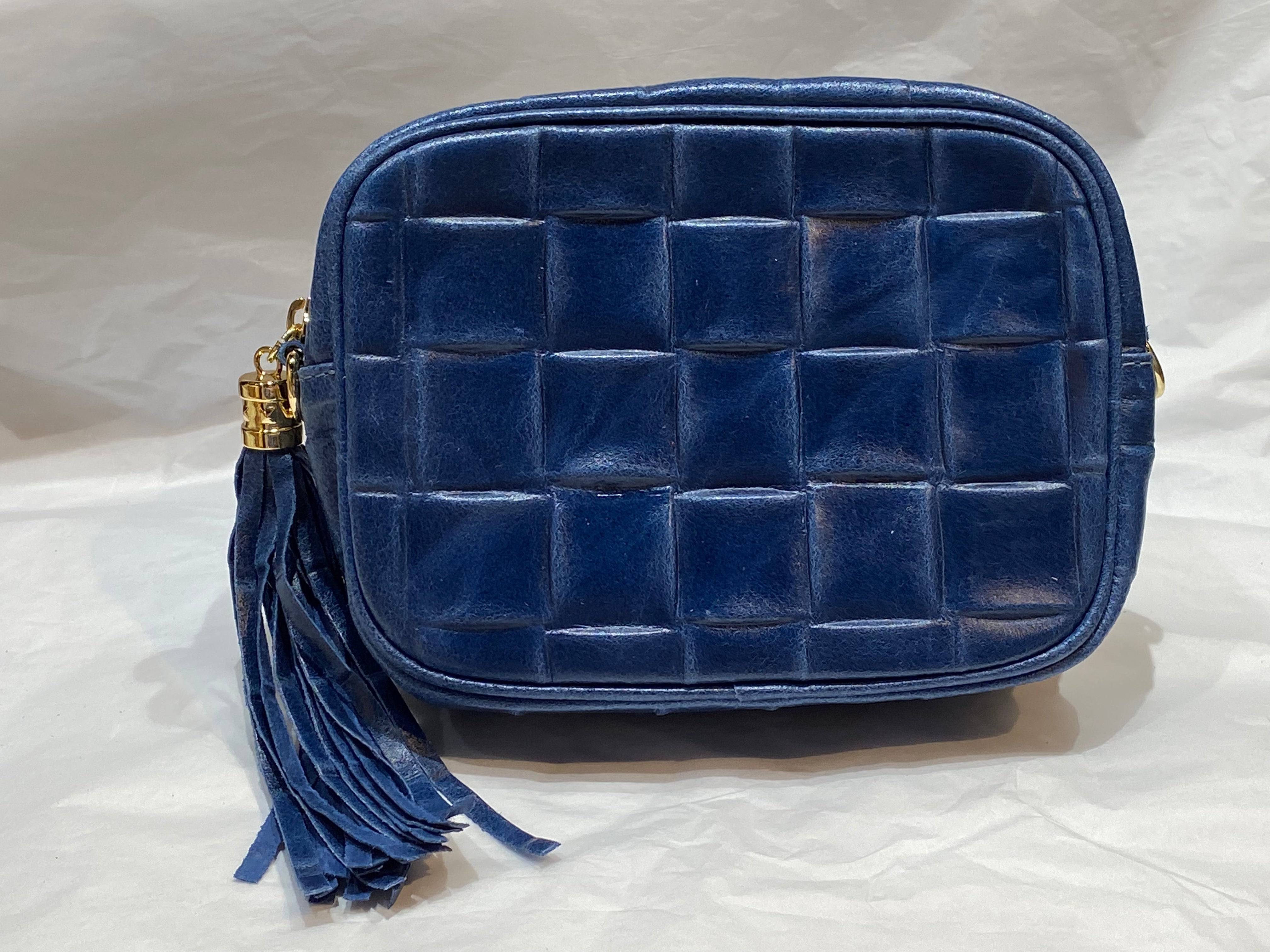 Quilted/Patterned Cross Body Bag