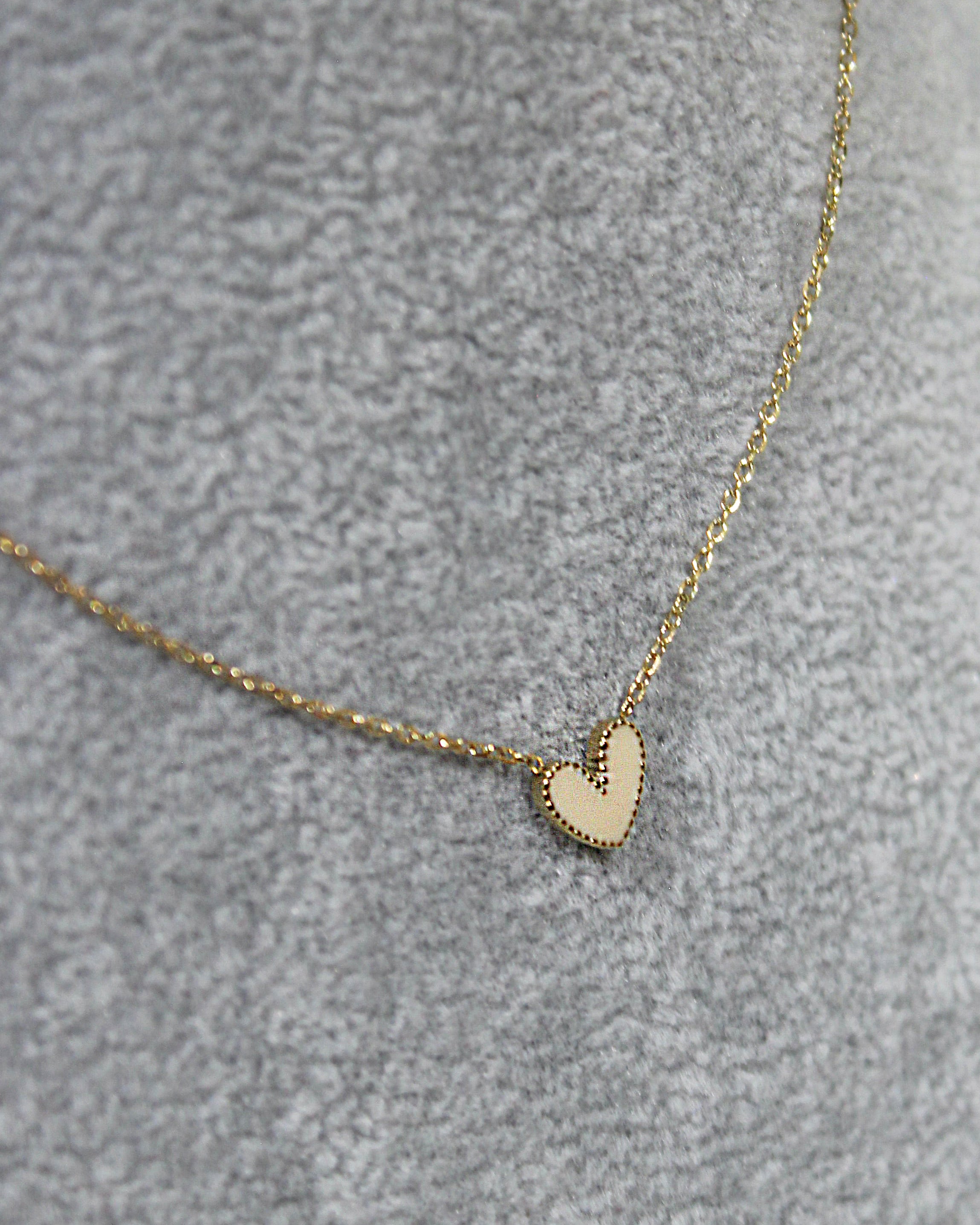 Alaya - Heart Pendant Necklace